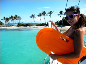 avant baignade catamaran au mouillage de Salt Whistle Bay aux Grenadines